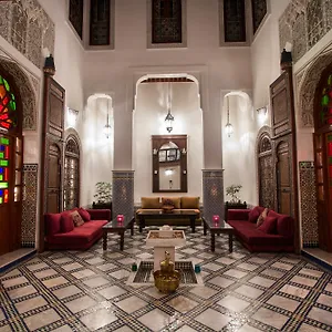 riad-noujoum-medina.hotelfesmorocco.com/